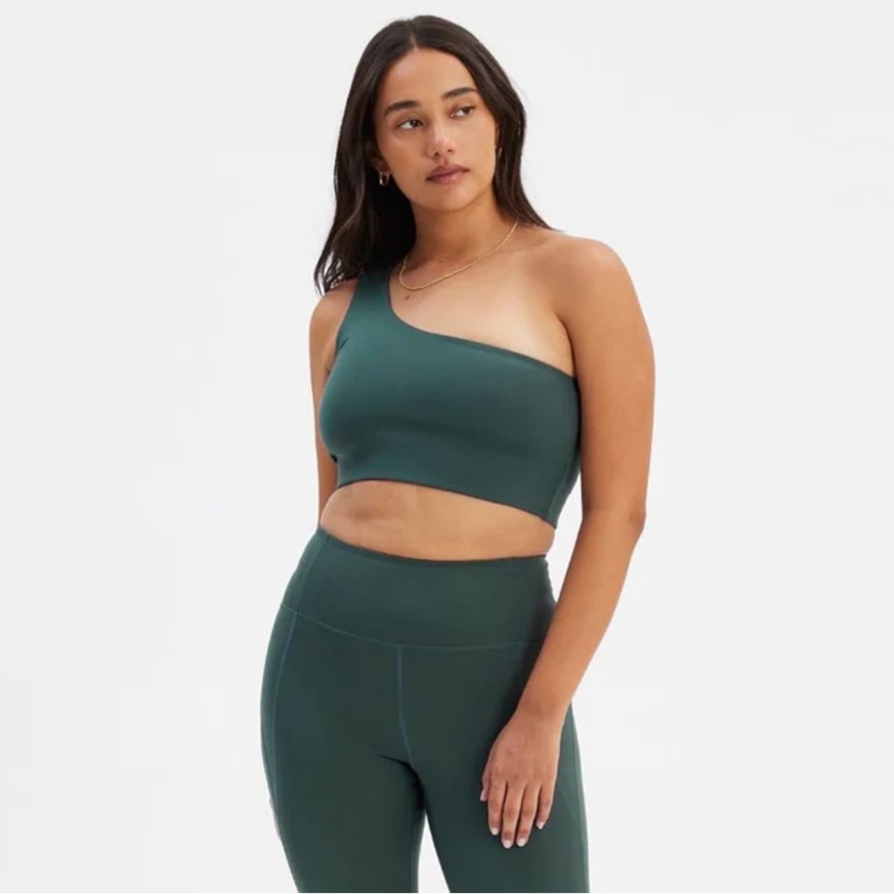 Girlfriend Collective Moss Bianca One Shoulder Bra